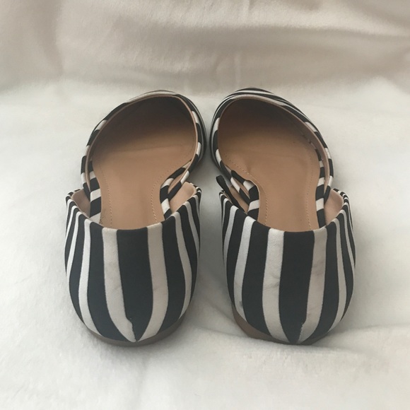 Striped point toe flats, black & white - Picture 3 of 4